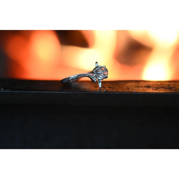 art deco ring, minimalist ring, uncut diamond ring, promise ring, raw st… - Picture 2 of 3